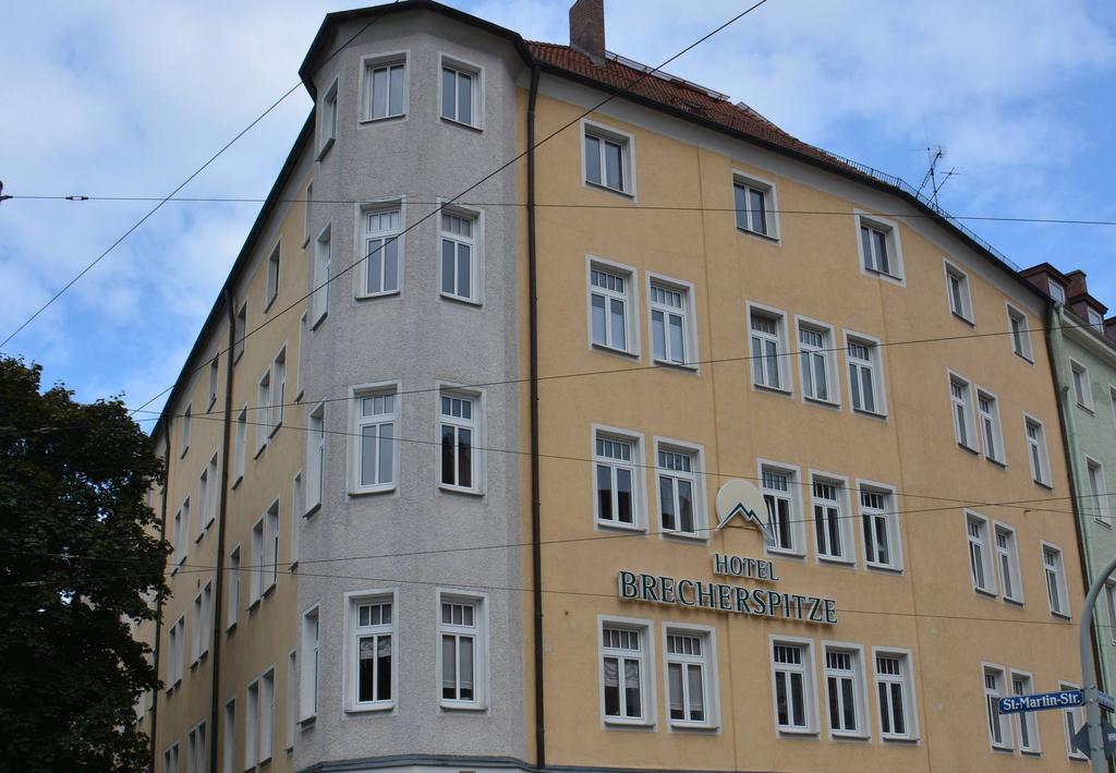 Book a cheap room in Hotel Brecherspitze